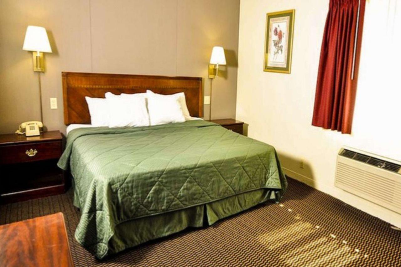 Best Budget Inn Sandusky Esterno foto